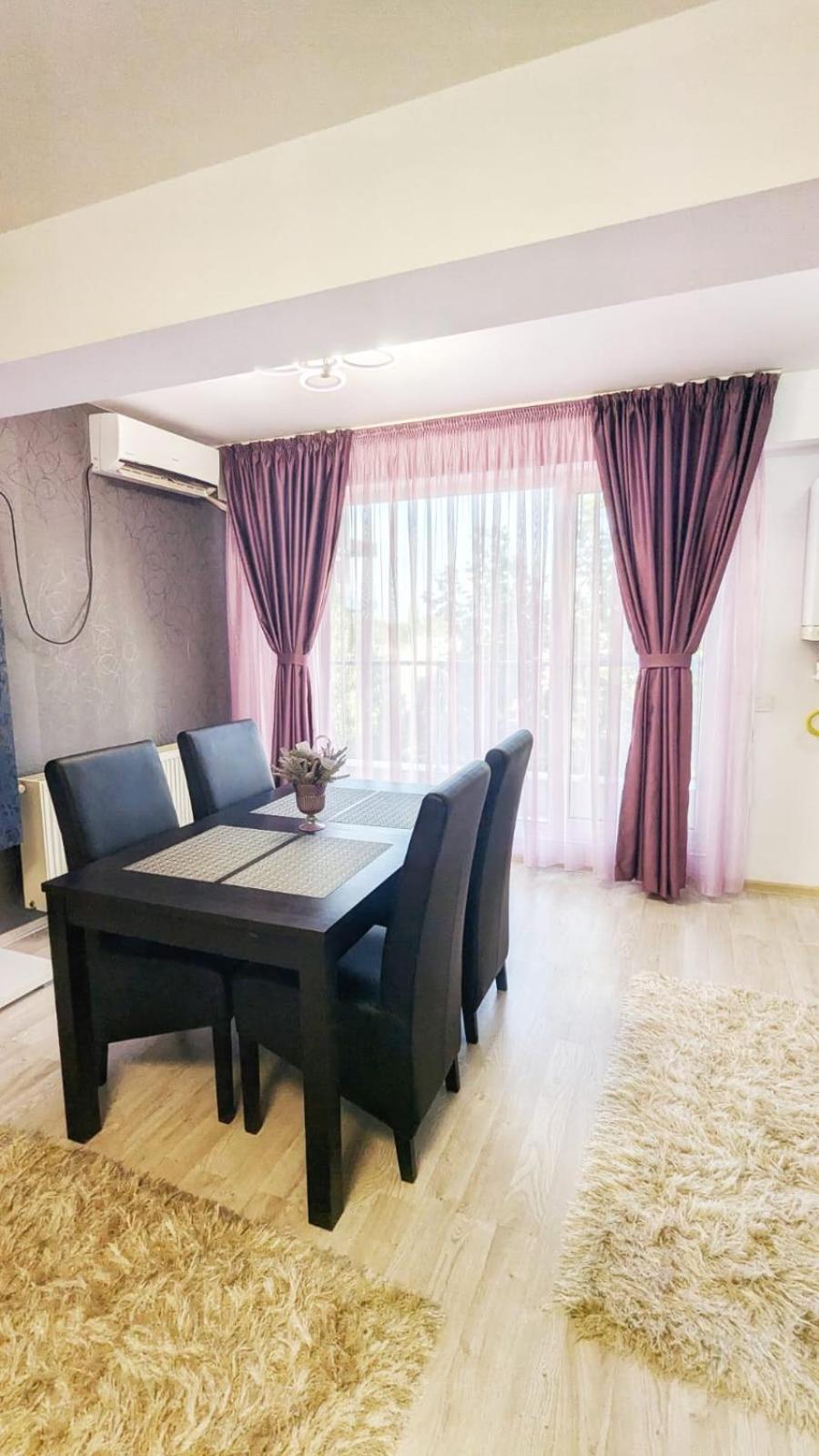 Airport Apartment 70 Squared Meters Otopeni Exterior photo