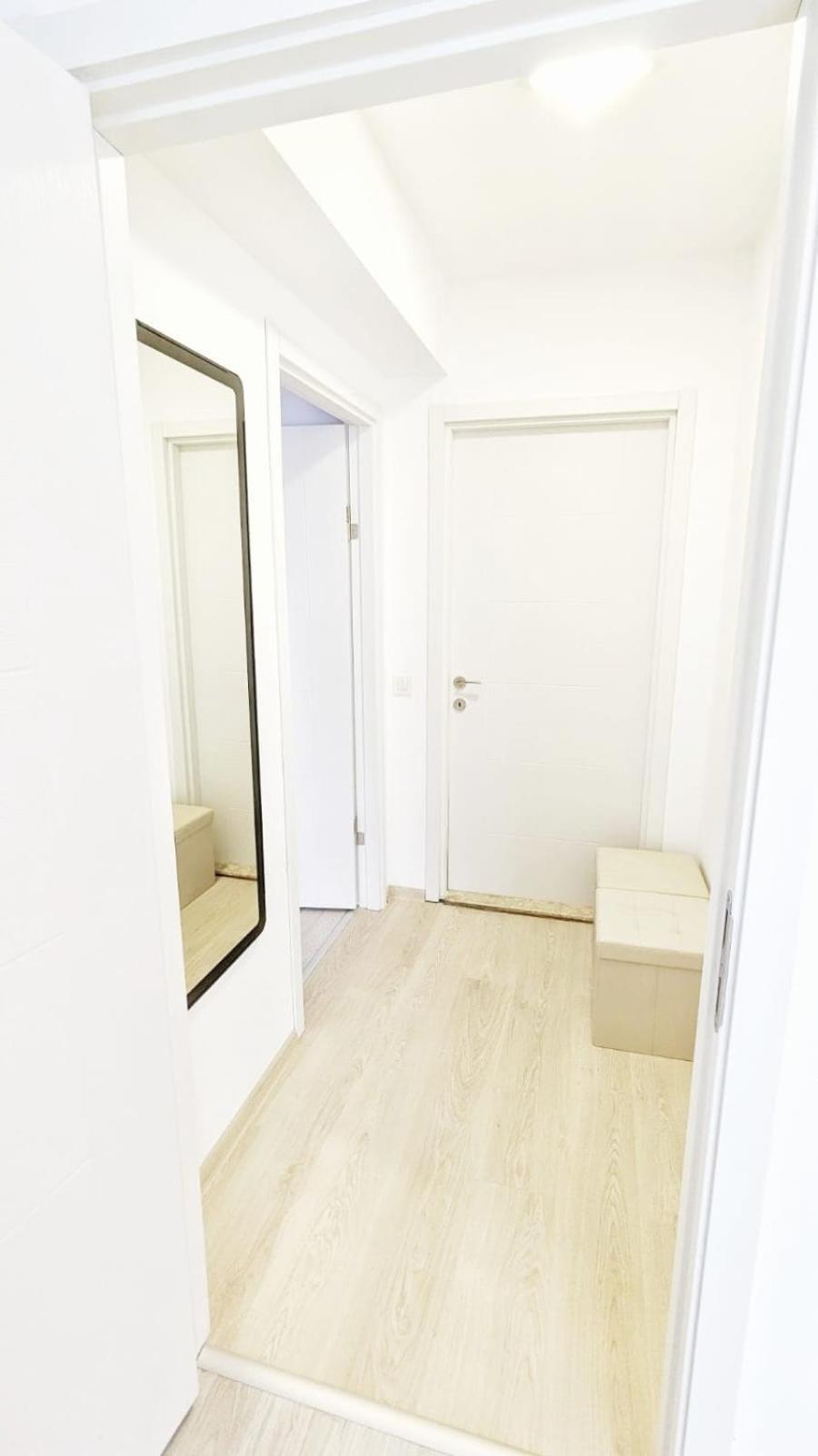 Airport Apartment 70 Squared Meters Otopeni Exterior photo